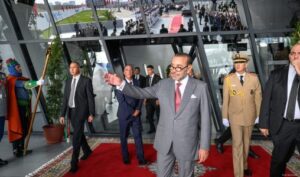 الملك محمد السادس يدشن مشاريع استراتيجية كبرى لتعزيز إشعاع ميناء الدار البيضاء