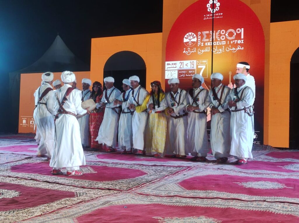 أولوز تحتفي بالذاكرة الجماعية: انطلاق الدورة السابعة لمهرجان “إزوران” للفنون التراثية