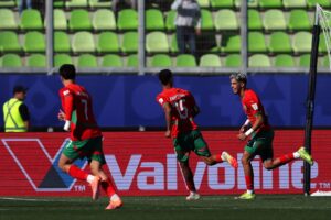 أشبال الأطلس يواصلون الحلم.. المغرب إلى نهائي كأس العالم للشباب بعد فوز مثير على فرنسا