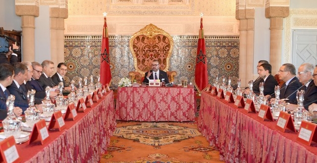 الملك محمد السادس يترأس مجلسا وزاريا بالرباط ويصادق على التوجهات العامة لقانون المالية 2026 وتعيينات جديدة في مناصب عليا