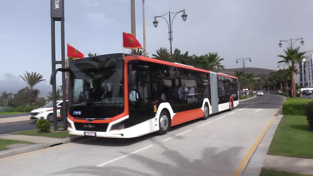 أكادير تتسلم الدفعة الأولى من الحافلات الجديدة ضمن البرنامج الوطني للنقل الحضري 2025-2029