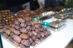 الملتقى الدولي للتمر بأرفود يعزز الشراكة المغربية الإماراتية في تطوير قطاع النخيل