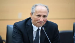 وزير التربية الوطنية يعترف بغياب معطيات شاملة ويشدد على أهمية التقييم وإشراك الجميع في الإصلاح