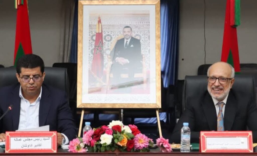 مجلس عمالة أكادير إداوتنان يعقد دورة استثنائية لتعزيز الخدمات الصحية والتعليمية والاجتماعية