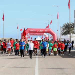 انطلاق المرحلة الثانية عشرة من سباق المسيرة الخضراء الرمزي من طرفاية نحو العيون