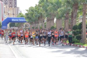 العداءان الكينيان كيتر روبيرت وشيروب نانسي يتصدران نصف ماراطون العيون الدولي