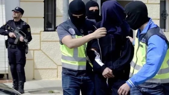المديرية العامة لمراقبة التراب الوطني تسقط شبكة متطرفة بمليلية بالتعاون مع الشرطة الإسبانية