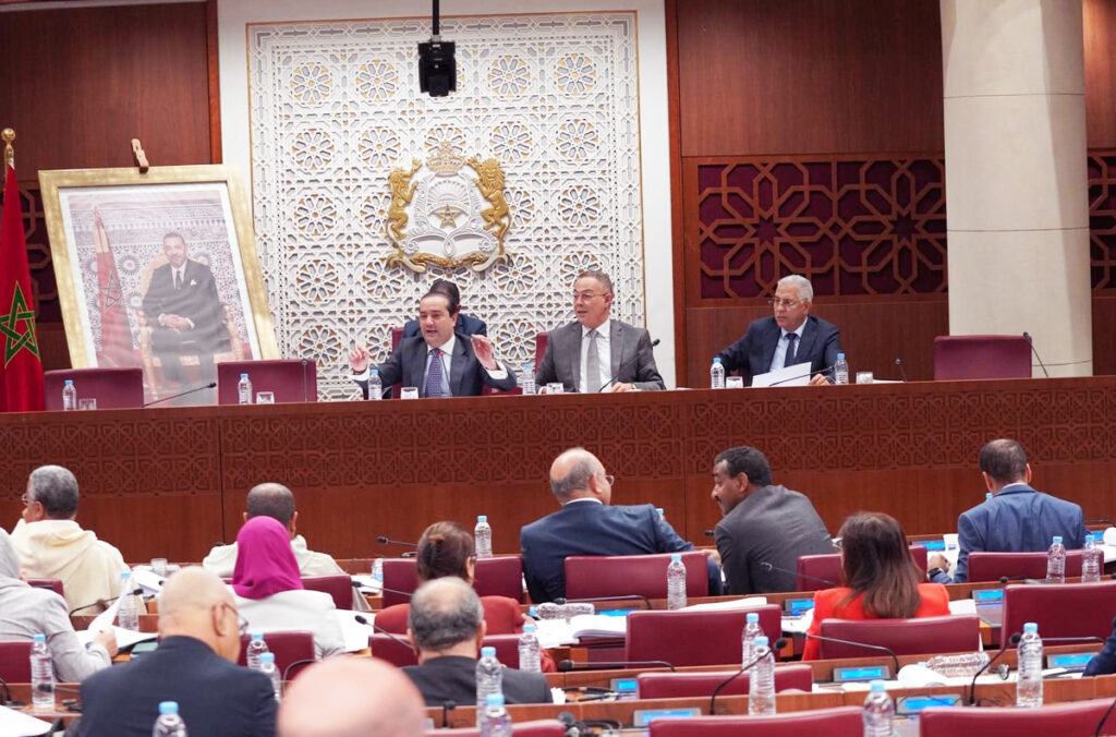 مجلس النواب يصادق بالأغلبية على الجزء الأول من قانون مالية 2026 وسط تجاوب بين الحكومة والمعارضة