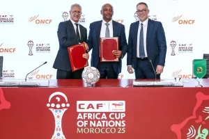 المكتب الوطني للسكك الحديدية يوقع شراكة استراتيجية مع “الكاف” لدعم كأس إفريقيا 2025