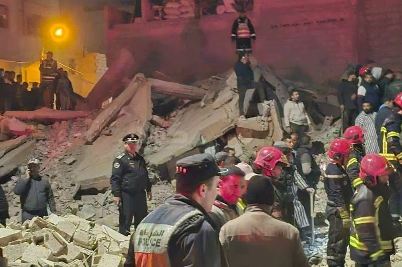 النيابة العامة تباشر تحقيقا في انهيار بنايتين بفاس يودي بحياة 22 شخصا