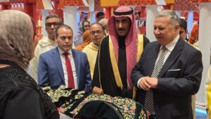 سوس ماسة تتألق في معرض الصناعة التقليدية المغربي بالرياض وتفتح آفاقا تسويقية جديدة
