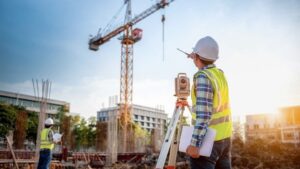 الحكومة تصادق على إحداث معهد لتكوين مهن البناء بفاس وتعويضات لأعضاء لجنة تطوير المناهج