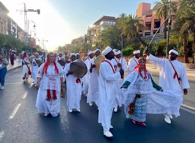 تارودانت تحتفي بفنون الشارع في دورتها الرابعة: عروض مبتكرة وتكريمات فنية