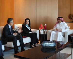 المغرب وقطر يعززان شراكتهما في التحول الرقمي والذكاء الاصطناعي على هامش قمة ويب قطر 2026