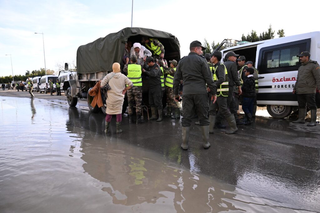 وزارة الداخلية: السلطات المغربية تكثف جهود الإجلاء الاستباقي لمواجهة الفيضانات بالمناطق الشمالية