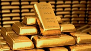 أسعار الذهب تقفز بأكثر من 2% مع تراجع الدولار وتوقعات هدوء التضخم العالمي