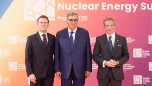 أخنوش يمثل المغرب في القمة الدولية الثانية للطاقة النووية بباريس