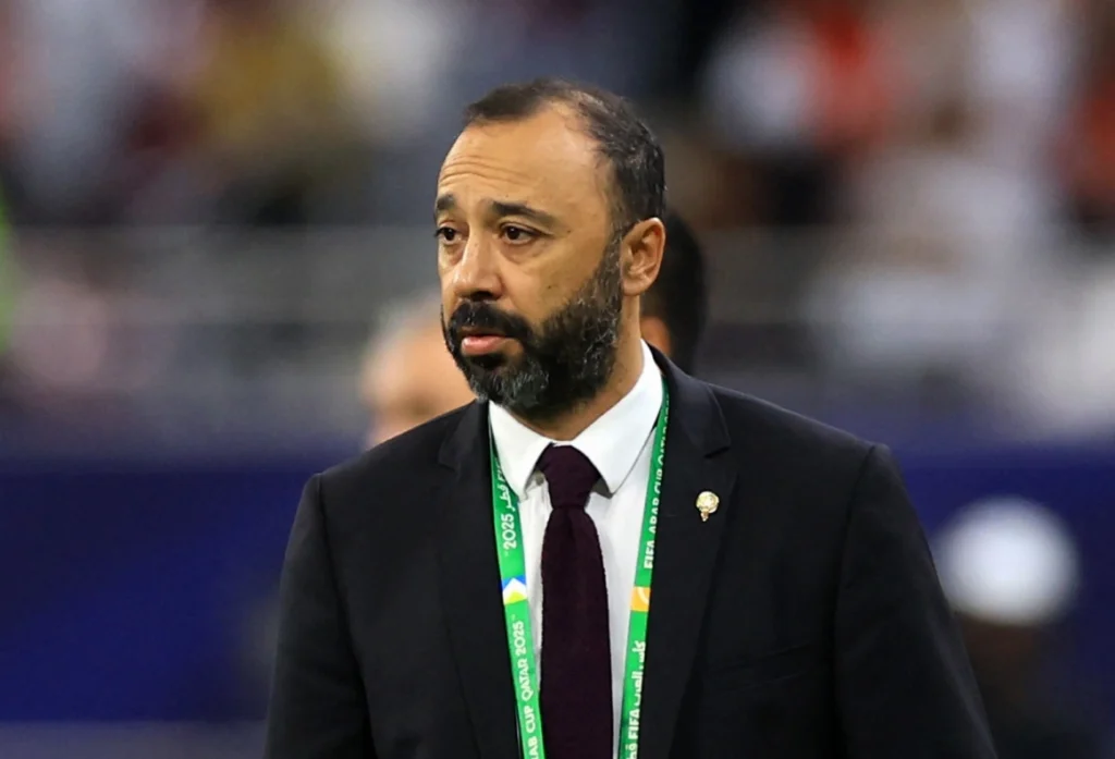 طارق السكتيوي يقود منتخب عمان: تعيين مغربي جديد على رأس الجهاز الفني خلفا لكيروش
