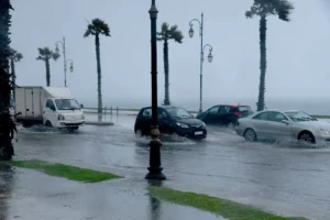 طقس يوم غد الجمعة: أمطار ورياح قوية مع انخفاض درجات الحرارة في عدة مناطق