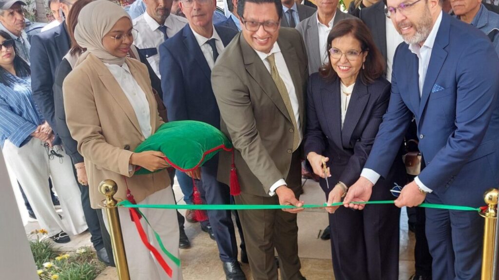 أكادير.. زيارة رسمية للدريوش إلى مختبر مراقبة الجودة بالمعهد الوطني للبحث في الصيد البحري