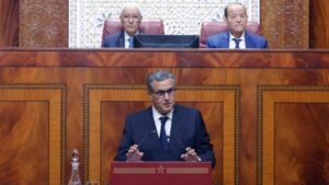أخنوش: القيادة الملكية رسخت نموذجا تنمويا متوازنا وجعلت المغرب فاعلا إقليميا ودوليا
