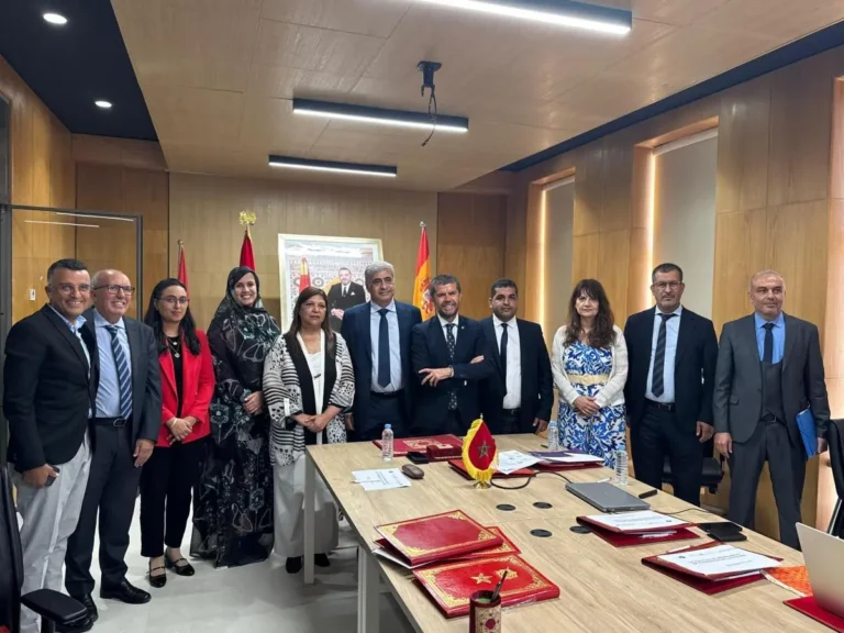 العيون تحتضن محطة جديدة لتعزيز التعاون بين جامعة ابن زهر وجامعات جزر الكناري في مجالي الطب والتكنولوجيا